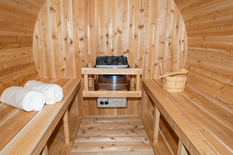 1139_Canadian_timber_collection_barrel_sauna_Harmony_leisurecraft_europe_electric_heater.295cbf0aea580c054cf7babda82b0696