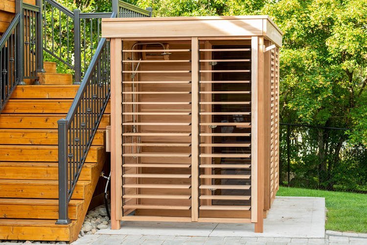 80_Leisurecraft_Europe_Dundalk_pure_cube_outdoor_sauna_privacy_panel_open.71215435d9c198c0e4f6f19940ba9475