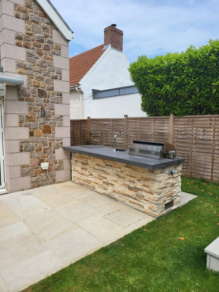 b60592e4-4465-4140-ac72-f330d4f1cf27