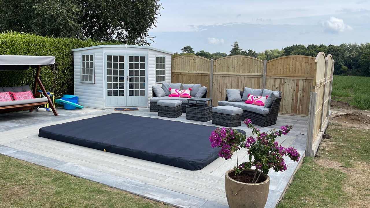 AD9608BC-4B67-4DDC-9DCE-CD0891617197