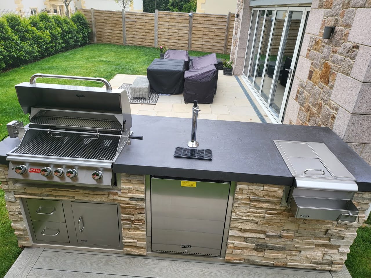 c0fe6acc-4d61-4855-a23d-082aae0ce540